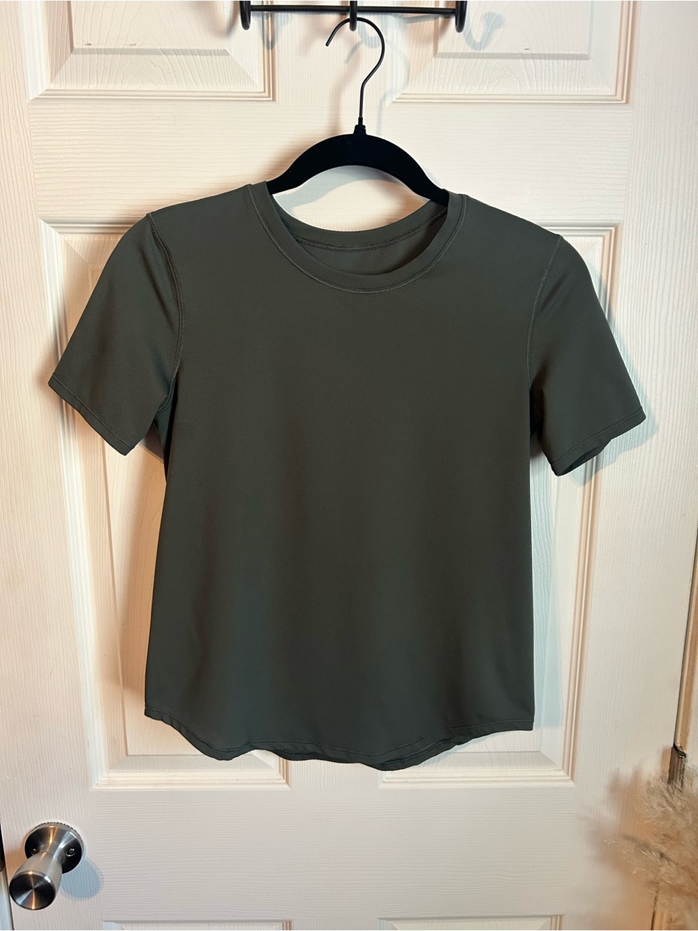 Lululemon dark green airy tee